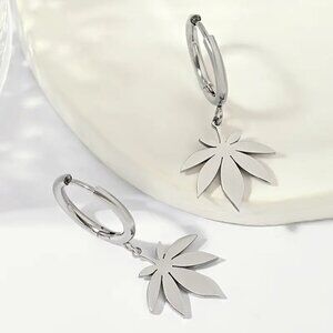 marijuana Leaf Dangle Earrings Stainless Steel New